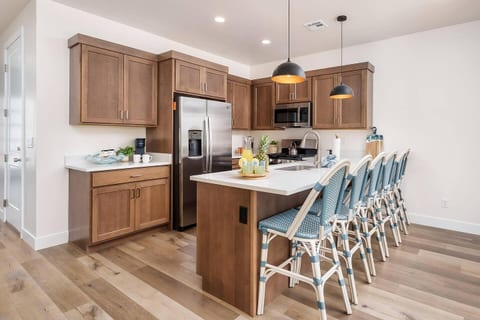 Near Zion Hot Springs + Private Spa | Sleeps 26