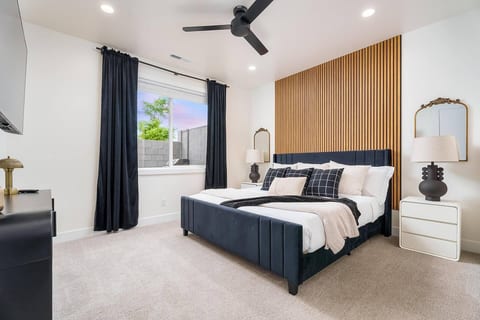 Elegant Retreat Near Zion – Spacious & Luxurious
