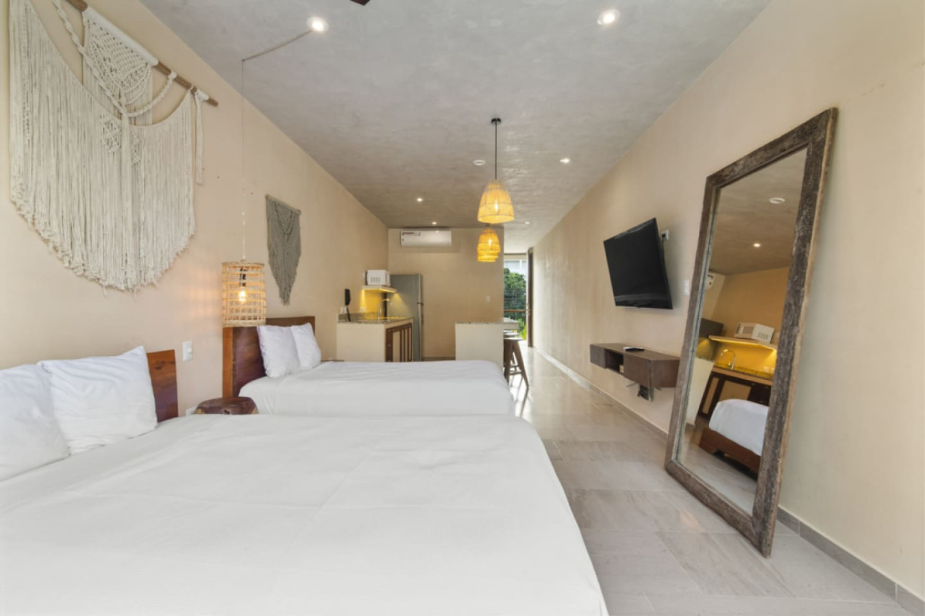 aruna-205-by-luwii-stays/