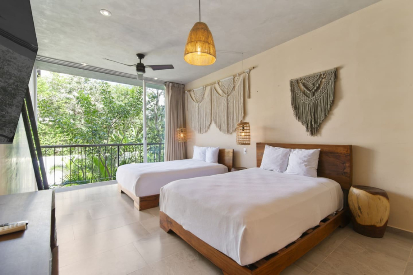 aruna-205-by-luwii-stays/