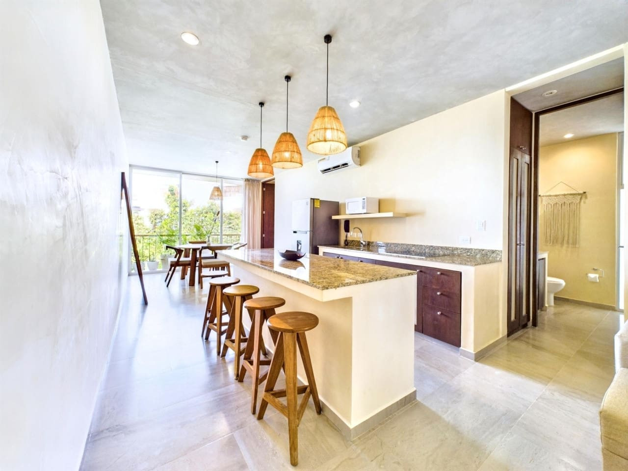 aruna-303-by-luwii-stays/