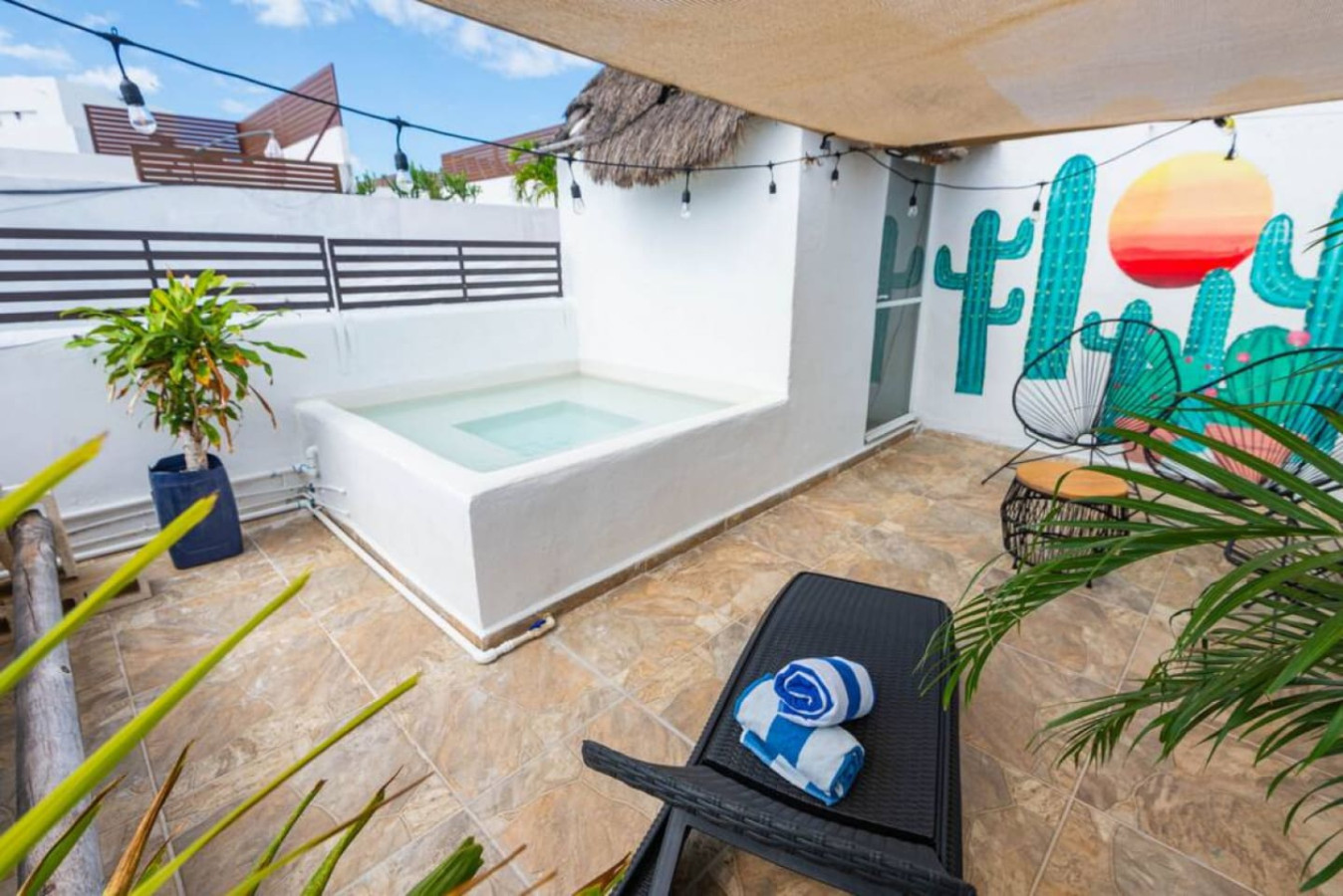 lovely-1br-penthouse-or-private-pool-and-fast-wi-fi/