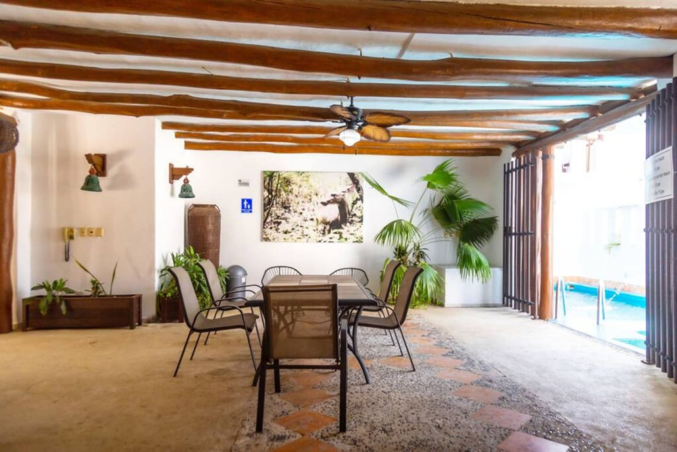 luxury-oasis:-stylish-2br-retreat-in-playa/