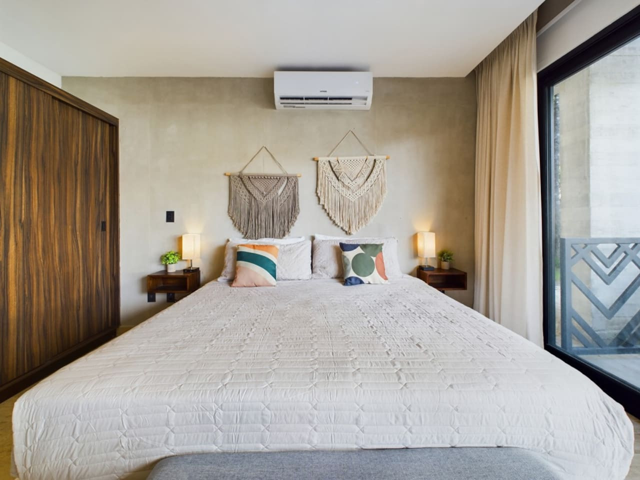 palais-q104-by-luwii-stays/