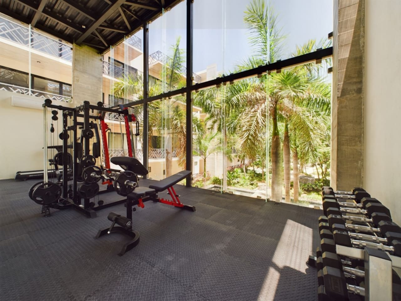 palais-q104-by-luwii-stays/