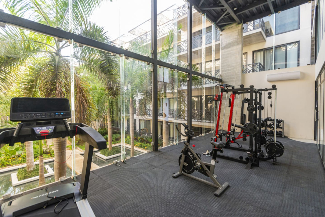 palais-p405-by-luwii-stays/