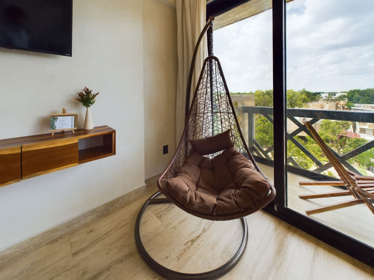 palais-p404-by-luwii-stays/