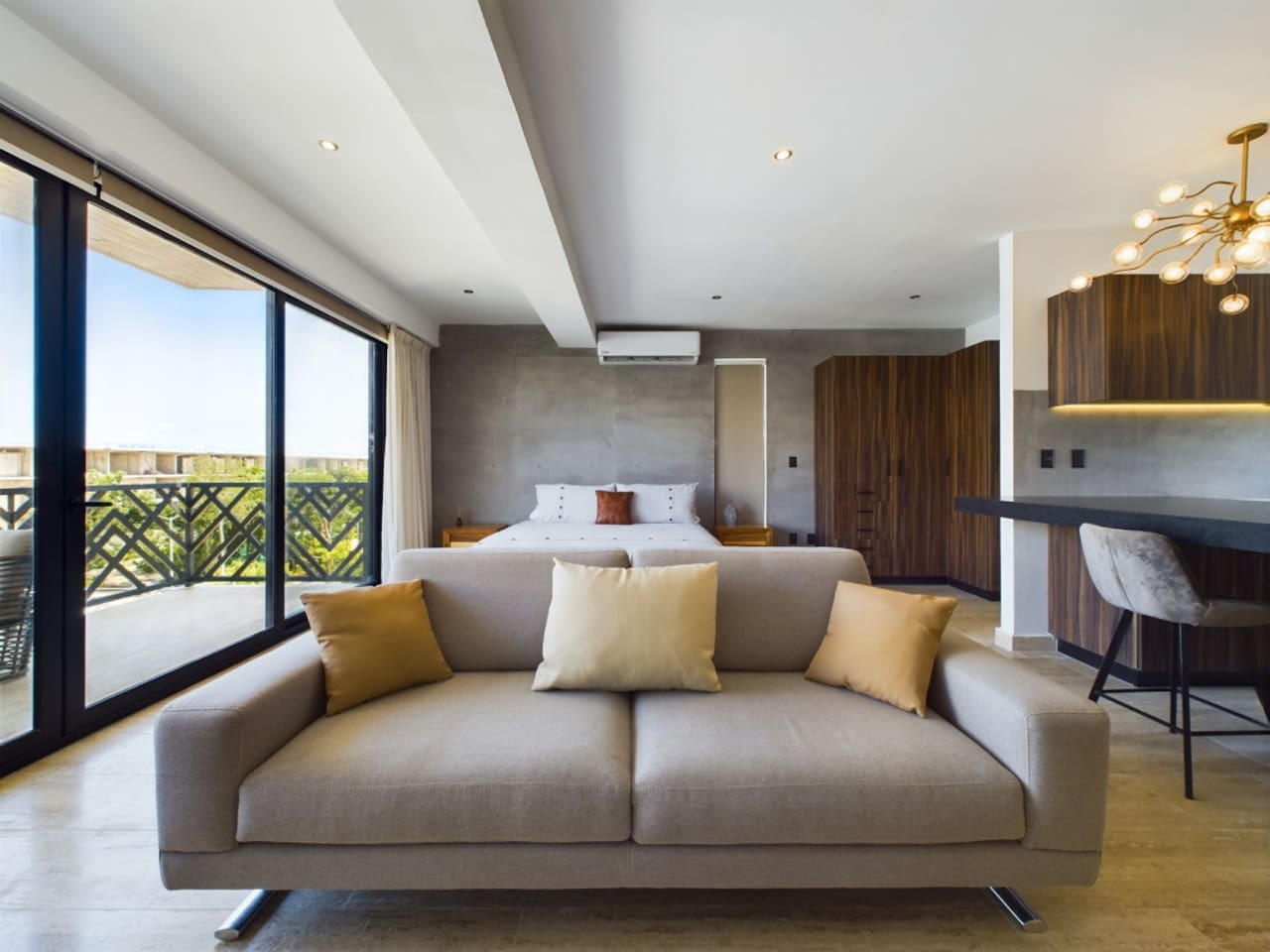 palais-q405-by-luwii-stays/