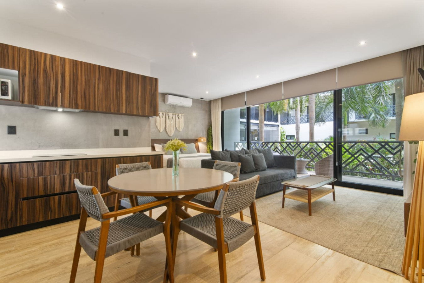 palais-q102-by-luwii-stays/