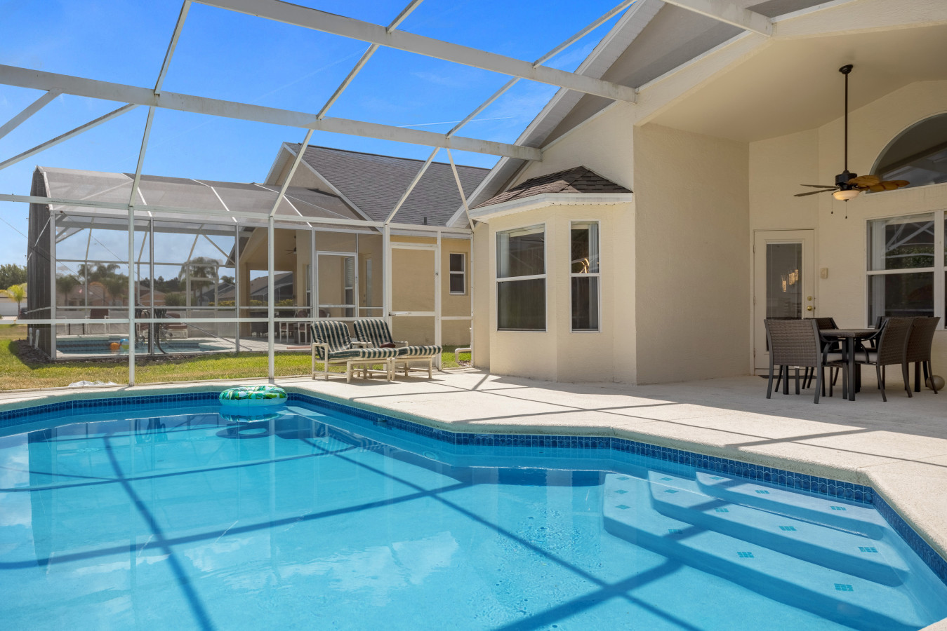 Peaceful Escape- Tivoli Manor