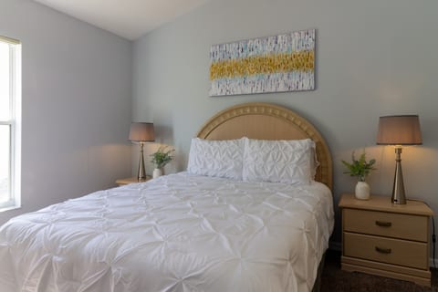 Peaceful Escape- Tivoli Manor