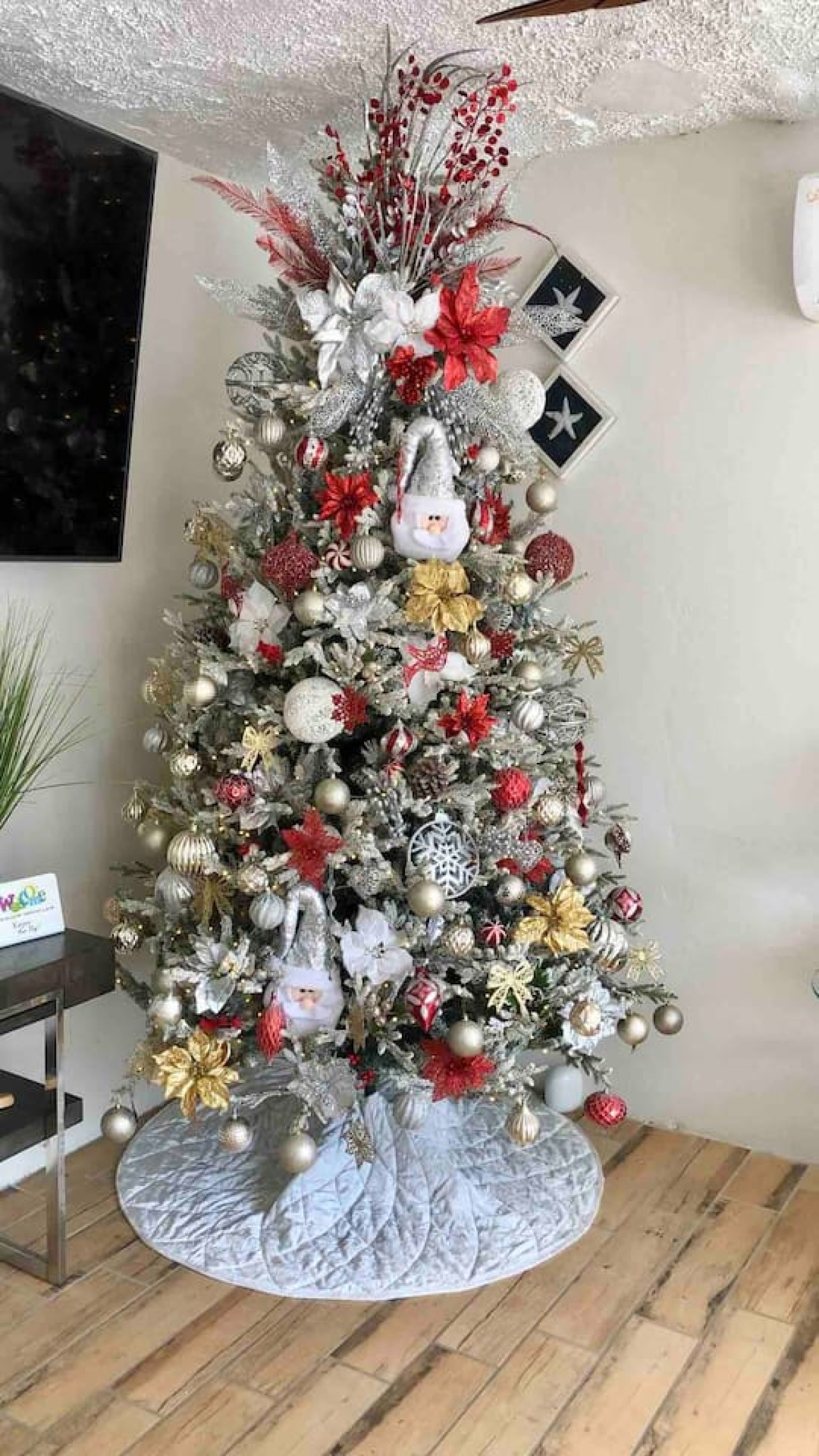 Christmas tree in Villa Salgado