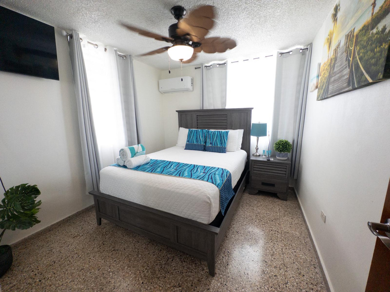 Tranquil Bedroom: Bright, airy retreat with modern decor and serene views for restful nights!