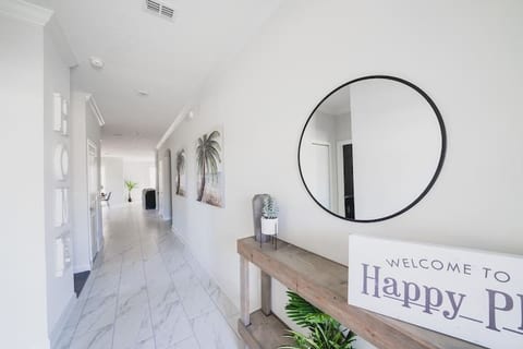 Beauty 6BR Vacation Home w/ South Pool, Spa & more