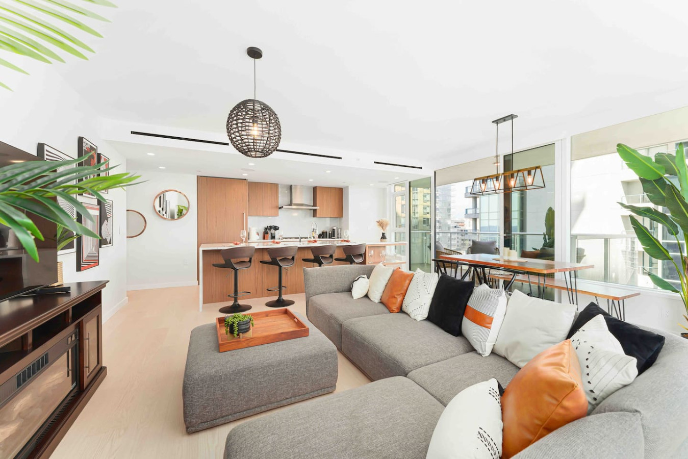 *prime*-luxury-2bdrm-patio-woceanview-2-parking/