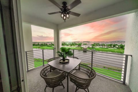 Beautiful 2BR Condo with Great Views on Resort
