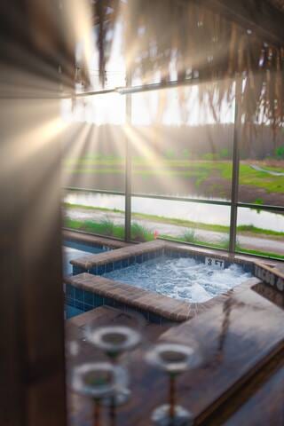 Dream Vacation Home with Lake View, Pool & more