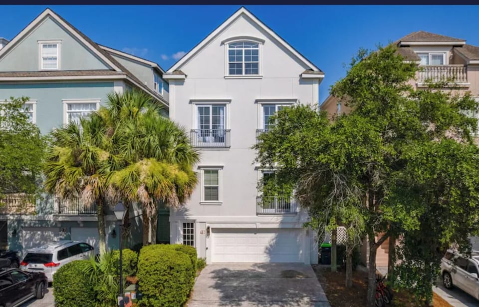 19 Crabline Court - Hilton Head Island