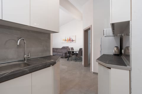 Apartment Juli - Unit 377000-13