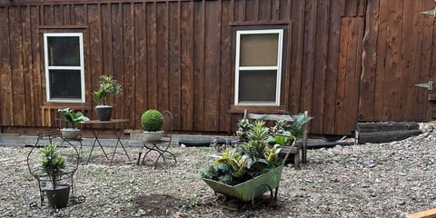 Gardens to enjoy on your walk to your cabin