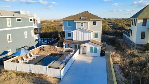 180° Ocean and Dunescape Views, Pool, Renovated