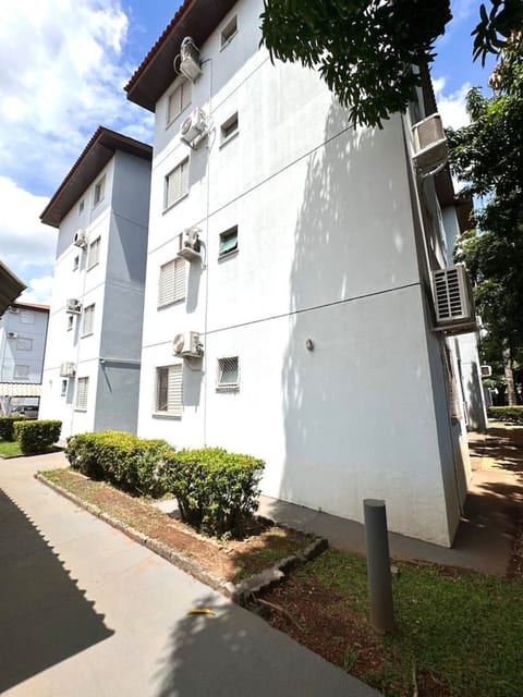 Davisis 11 - Px Praça Girassóis, Av JK e Detran