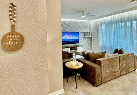 102 - Charming Themed Condo Completely Remodeled