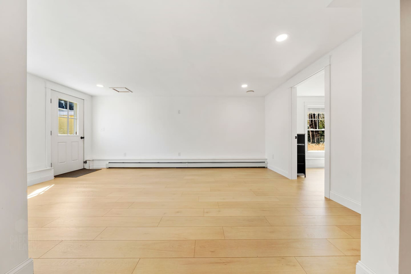 serene-and-stylish-seaview-home/