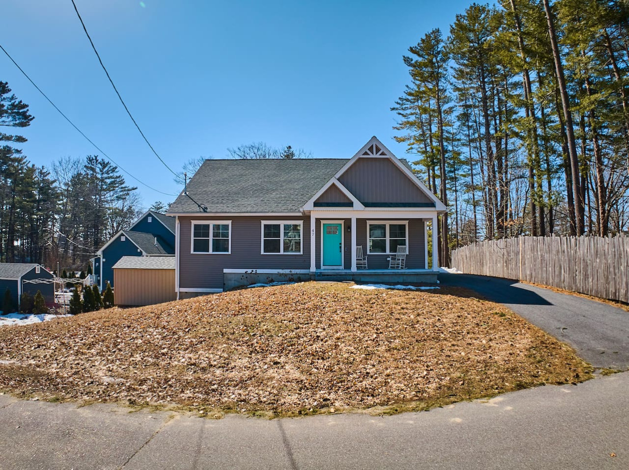 serene-and-stylish-seaview-home/