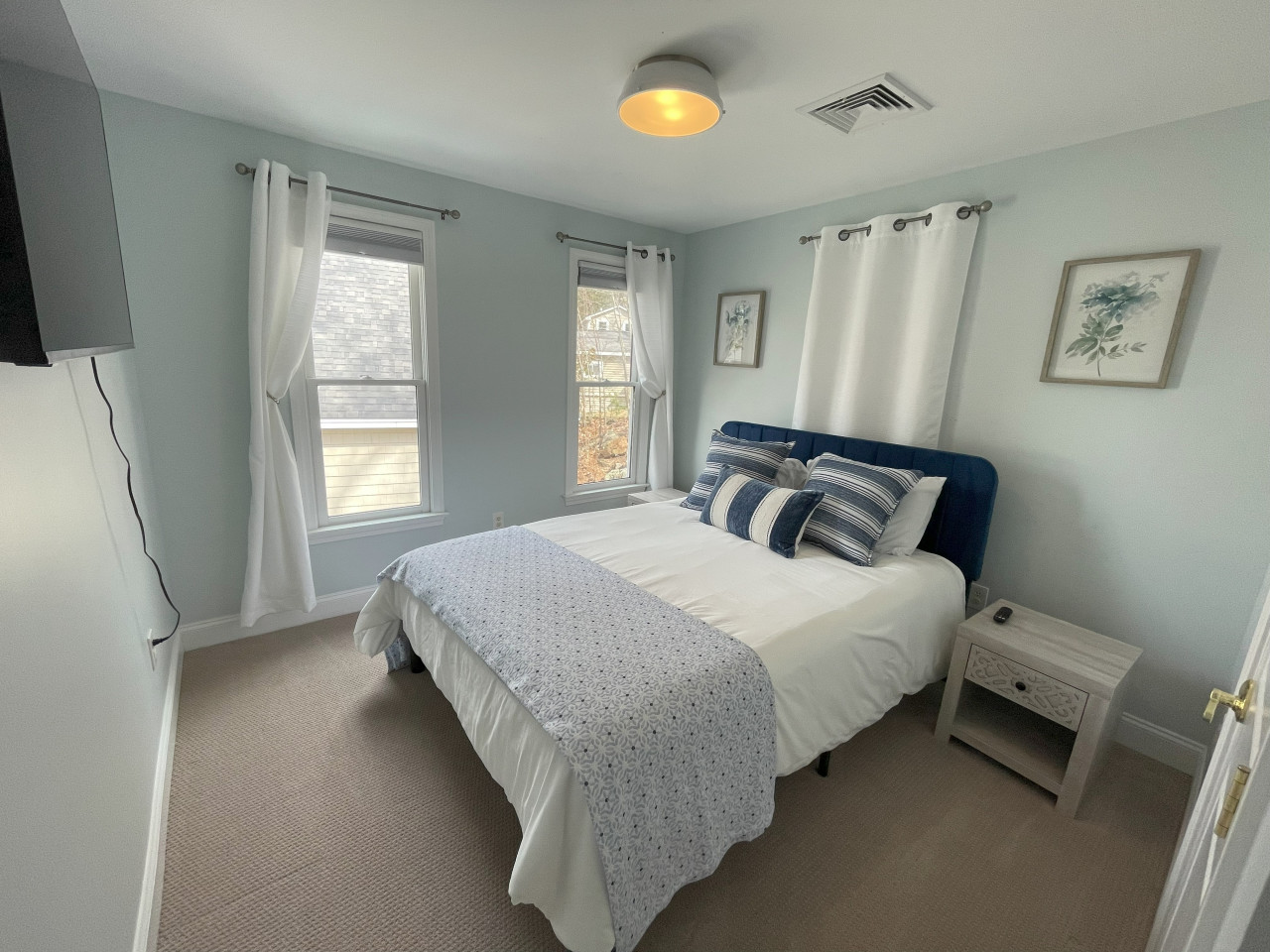 Queen Bedroom with Smart TV Queen Bedroom with Smart TV - Winnipesaukee Lakefront w/ Private Dock, Beach, Kayaks - Laconia