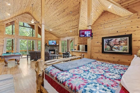 Open Floor Plan with All the Amenities