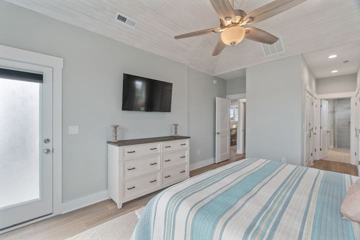 3rd floor Maste Suite