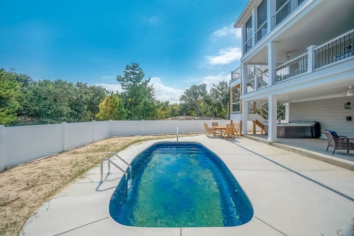 12X26 pool with steps and sun ledge