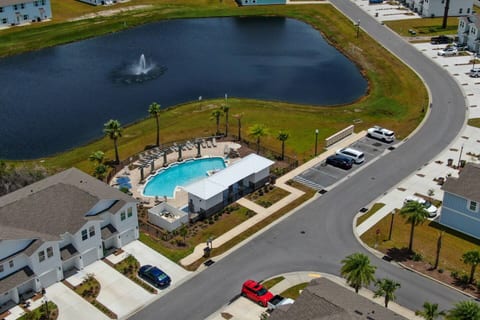 Modern 3BR Near Beach & Publix Sports Park