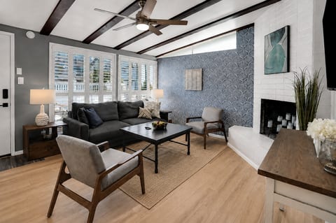 Chic Surf Shack Beach House