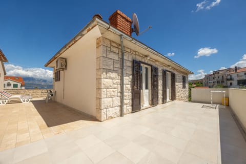 Apartment Vinka - Unit 376663-13