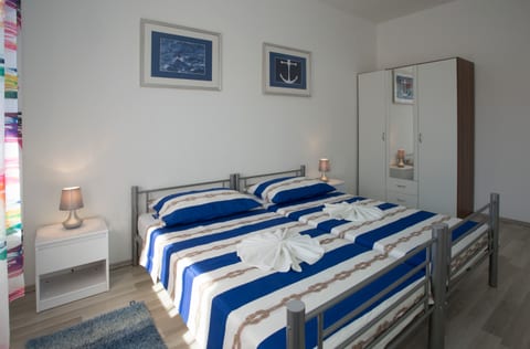 Apartments Seville - Unit 377016-13