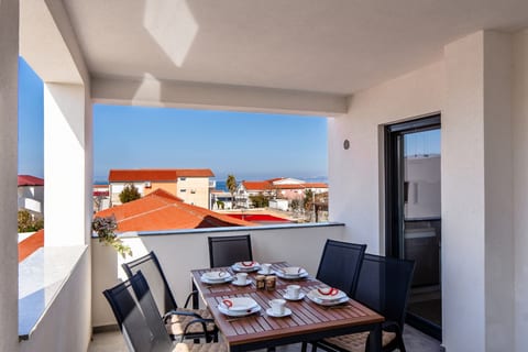 Apartments Lacic - Unit 377021-13