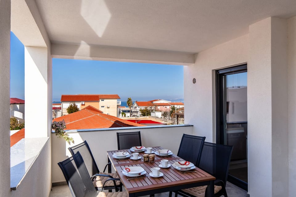 Apartments Lacic - Unit 377021-13