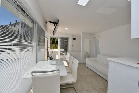 Apartments Lux with pool - Unit 377029-13