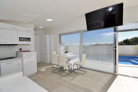 Apartments Lux with pool - Unit 377029-13