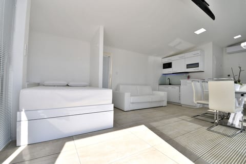 Apartments Lux with pool - Unit 377029-13