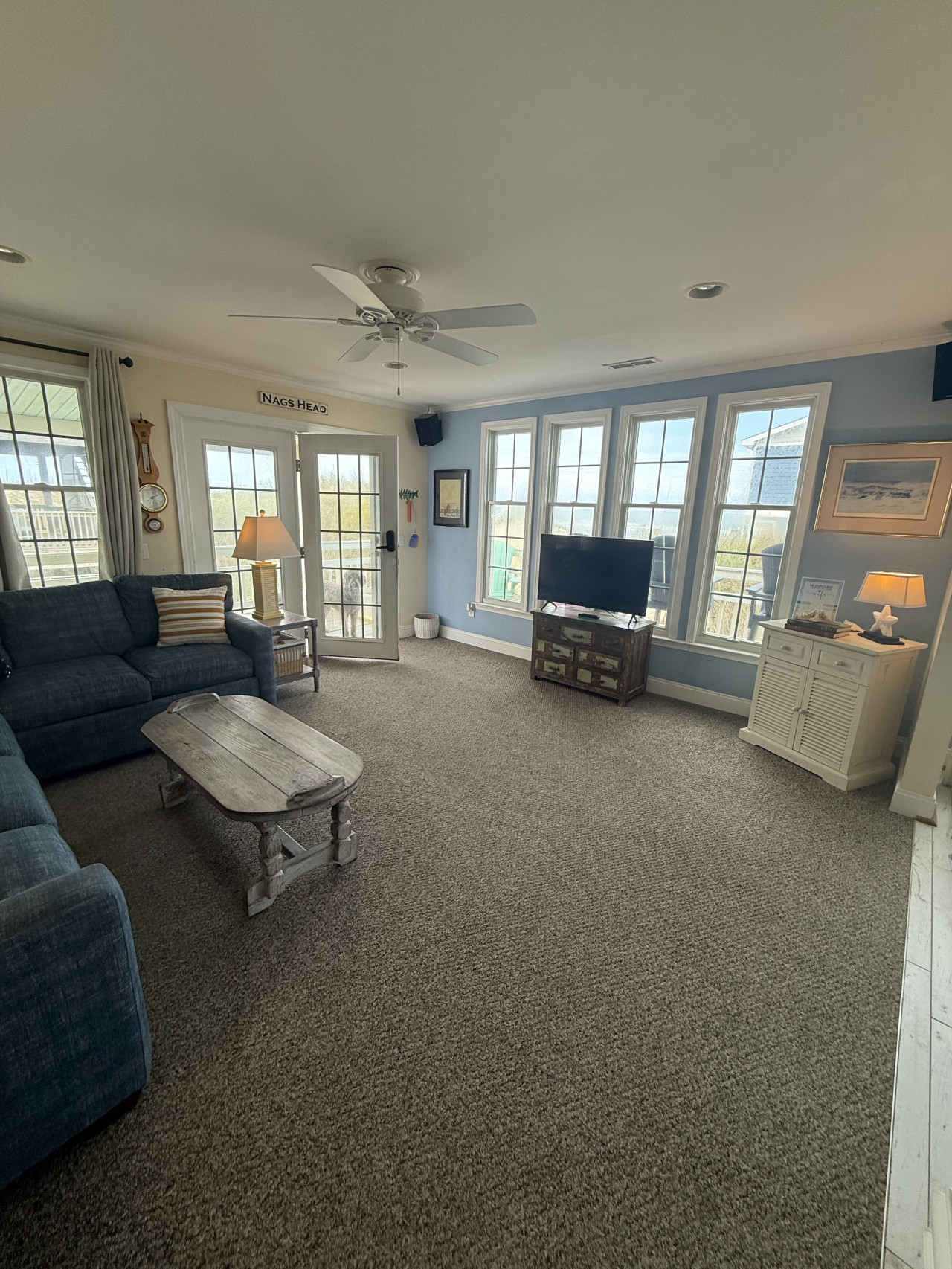 s.nagsheadoceancottage-whot-tub-sleeps-8-pet-friendlykid-friendly/