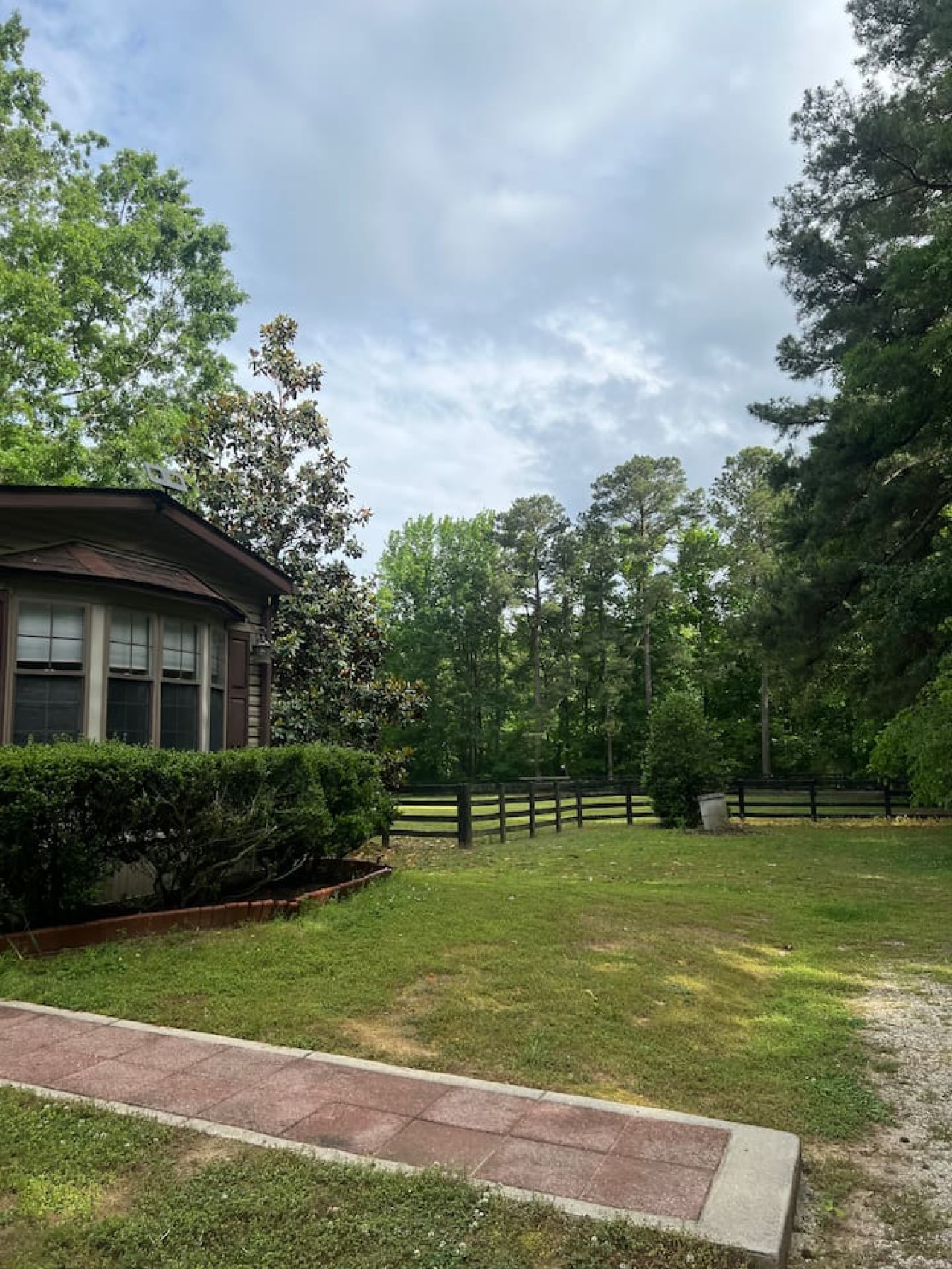 private-cottage-on-horse-farm-in-williamsburg!/