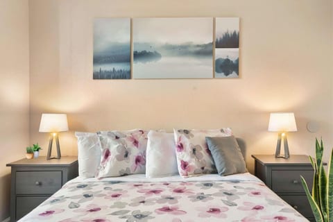 Secret Resort | Kissimmee Lakeview Condo