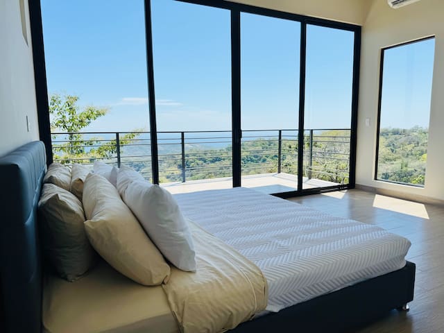 Coco Rica Luxury Oceanview Villa - Bahia Pez Vela Beach Resort