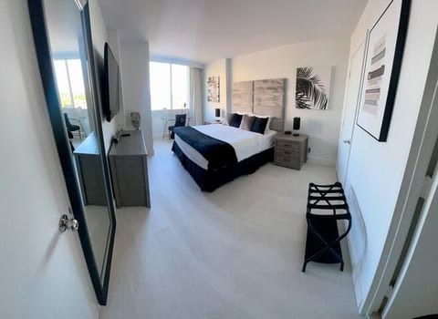 Modern, Water Front, Ocean view Condo