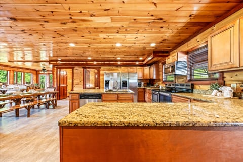 Heavenly Retreat Lodge