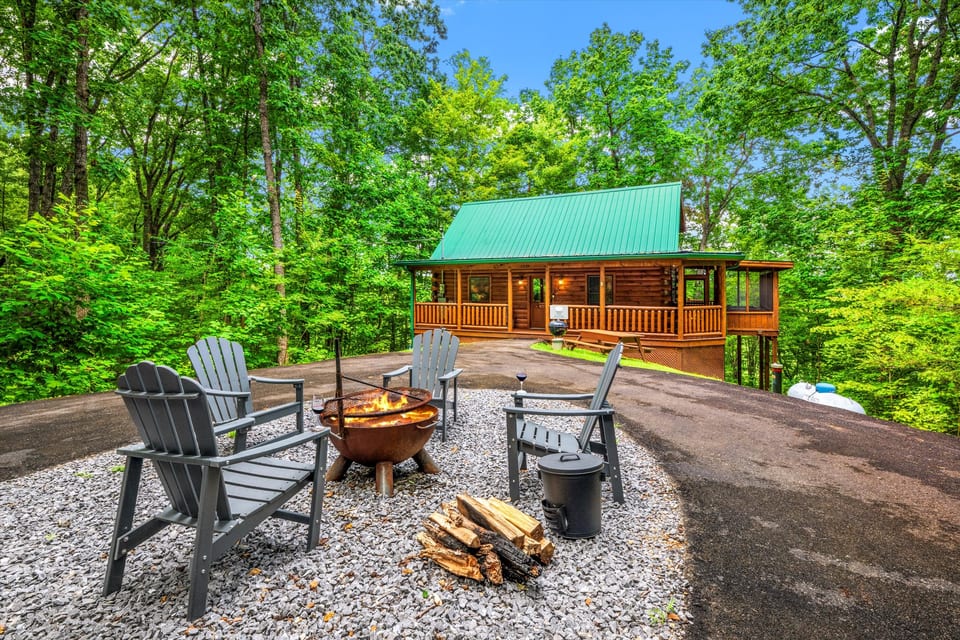 Tucked Away - Sevierville