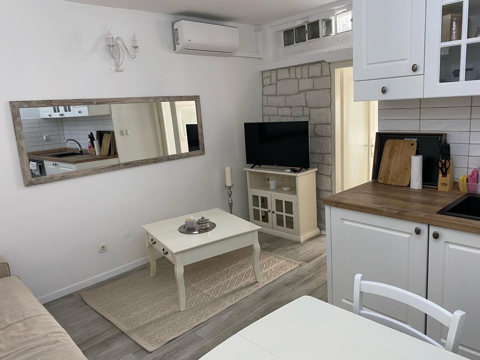 House Shabby - Unit 377125-13
